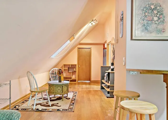 Appartement à 2 Chambres à Coucher
